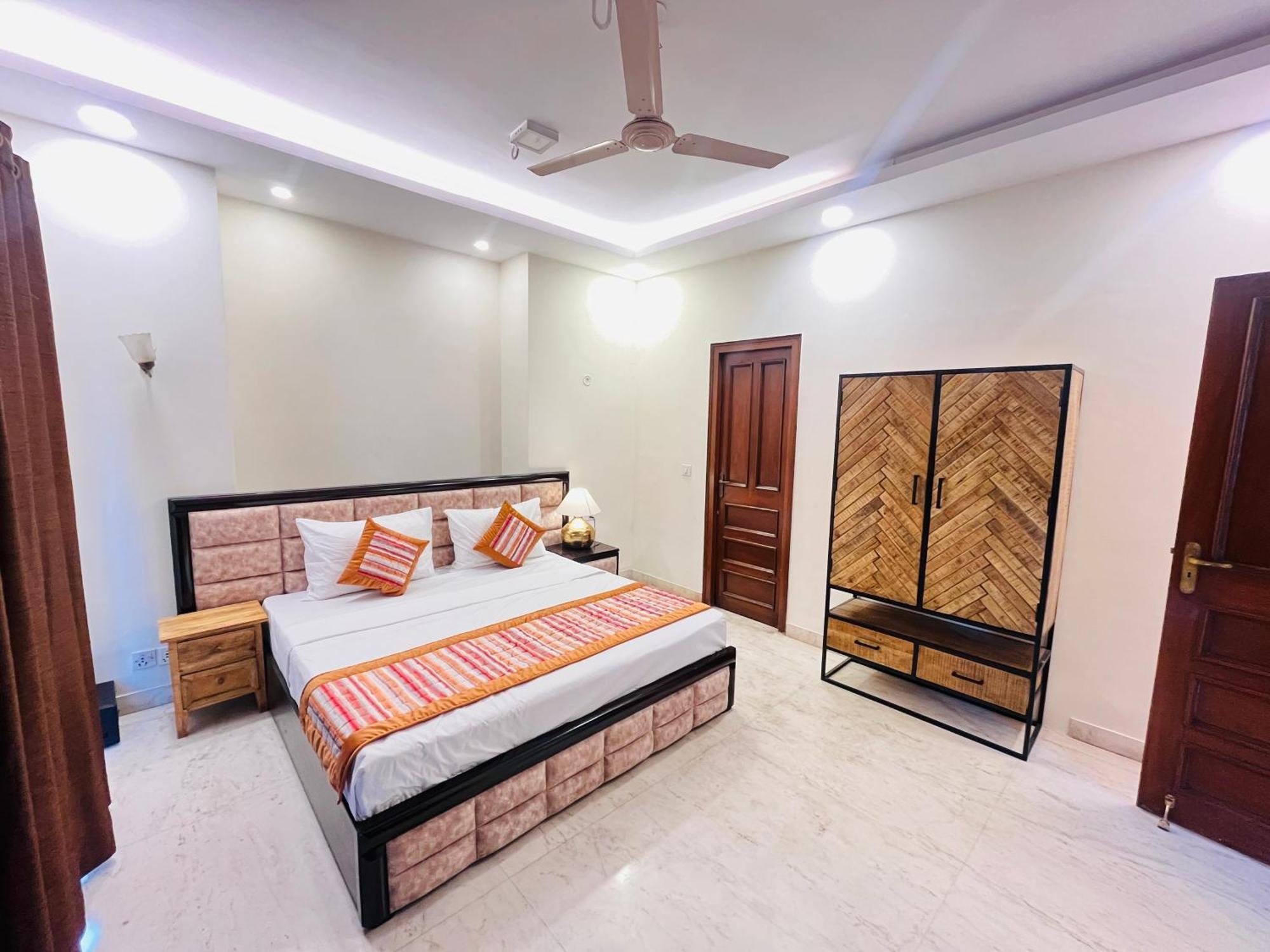 Grove Residency Hauz Khas New Delhi Couple Friendly Hotel Bagian luar foto