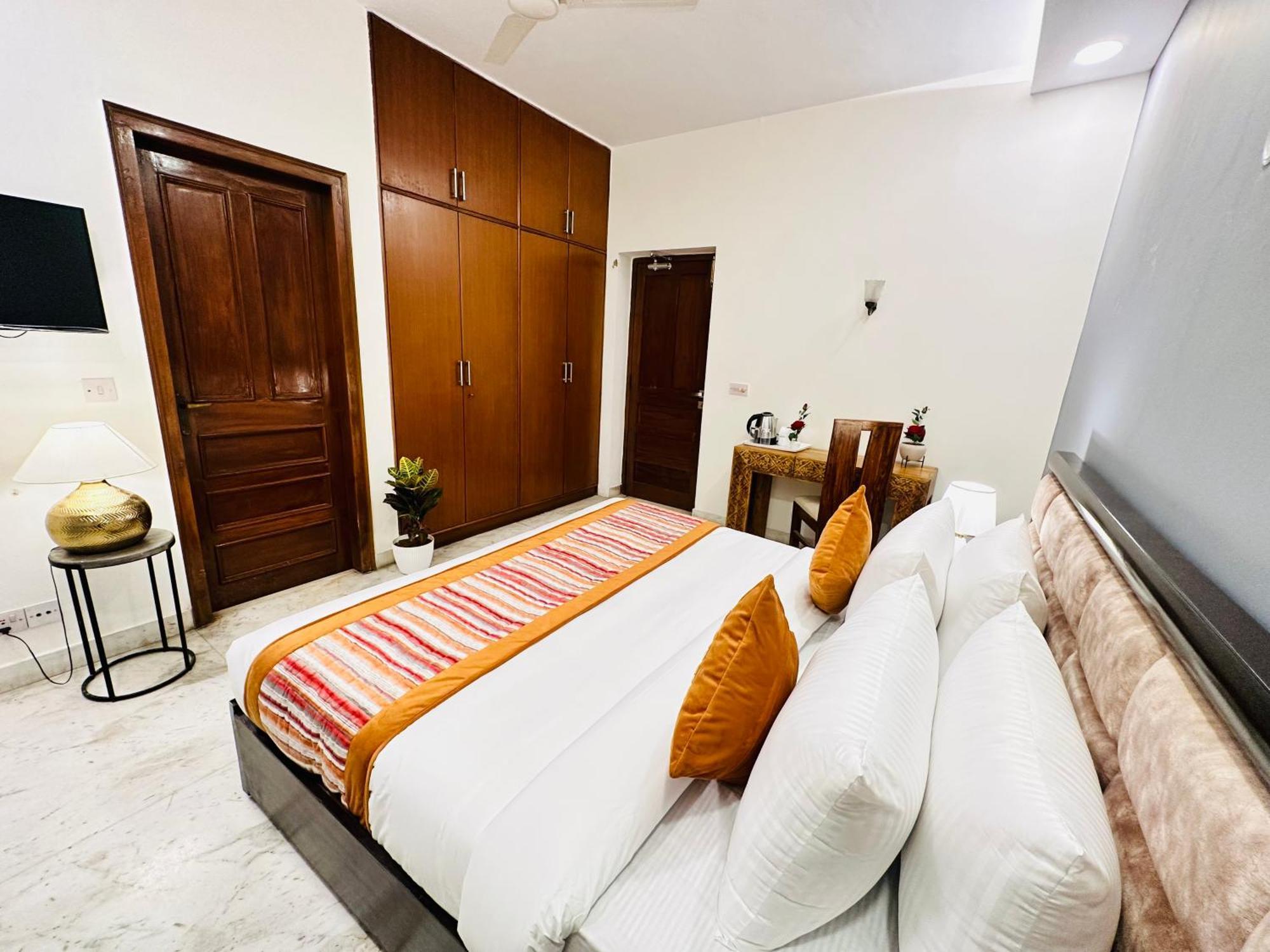 Grove Residency Hauz Khas New Delhi Couple Friendly Hotel Bagian luar foto