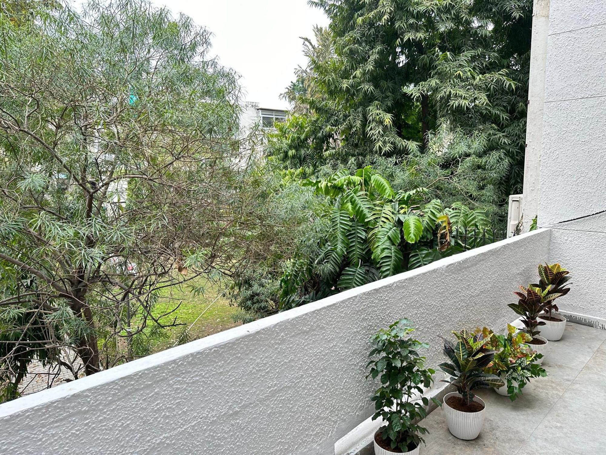 Grove Residency Hauz Khas New Delhi Couple Friendly Hotel Bagian luar foto