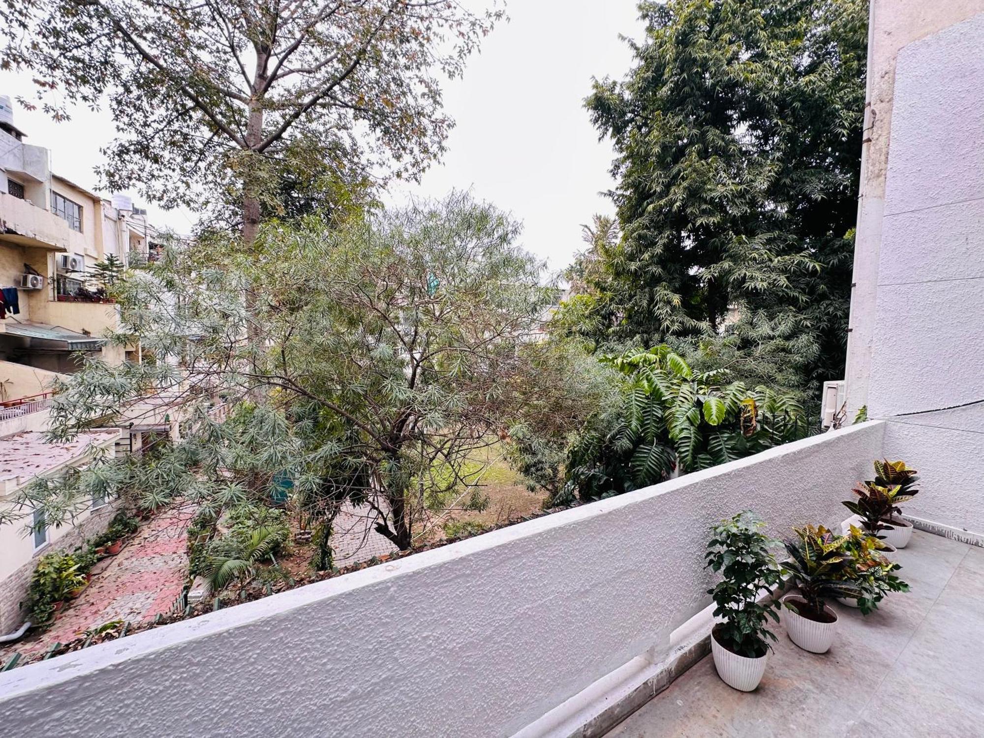 Grove Residency Hauz Khas New Delhi Couple Friendly Hotel Bagian luar foto